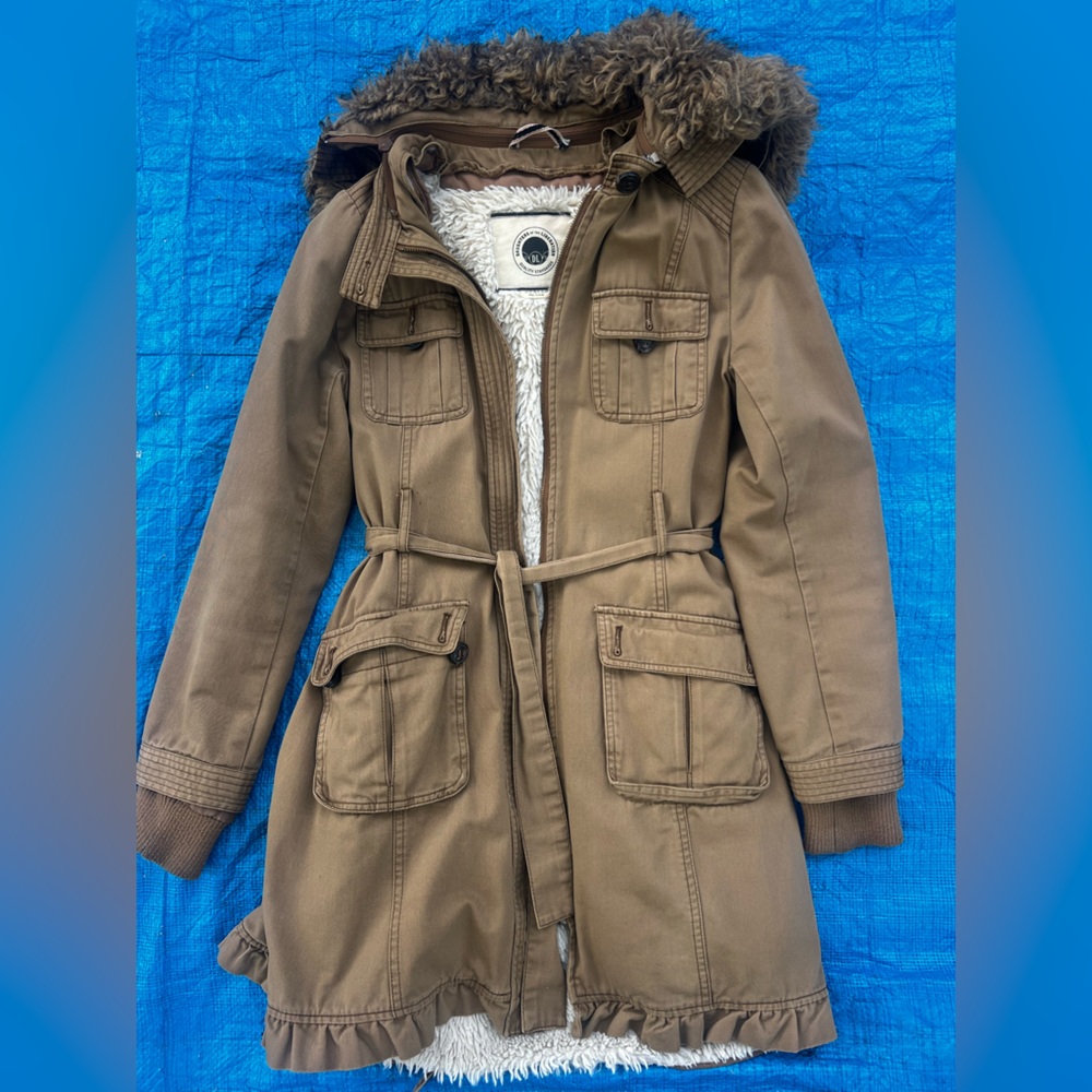Brown Hooded Daughters of the Liberation parka with Faux Fur Lining; size 8